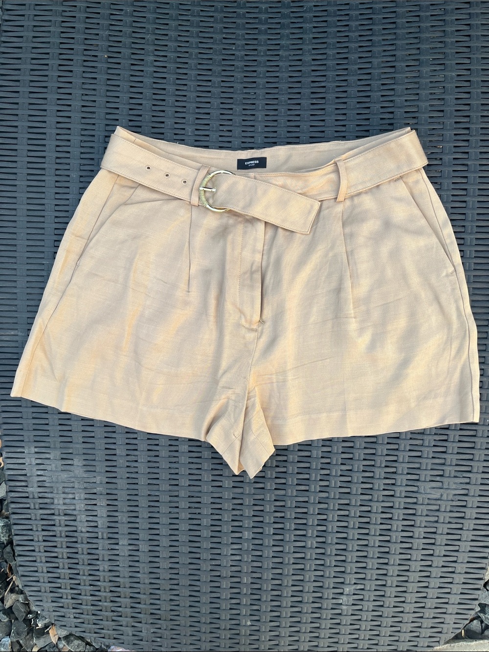 Express Cream High-Waist Pleated Shorts with Belt